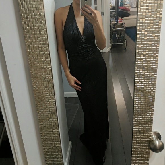 BCBGMaxAzria Dresses & Skirts - BCBG Maxazria Black Sparkle Formal Gown